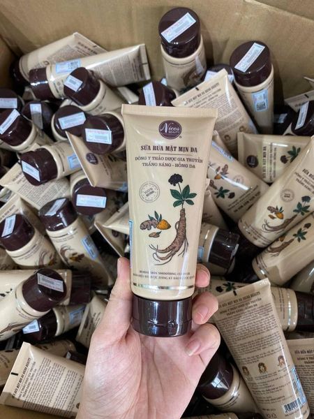 Sữa Rửa Mặt Đông Y Nicos Loại Lớn Sữa Rửa Mặt Đông Y Nicos Loại Lớn