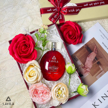 Nước hoa LAVILA Victory phong cách quyến rũ, nồng nàn, gợi cảm 60ml Nước hoa LAVILA Victory phong cách quyến rũ, nồng nàn, gợi cảm 60ml