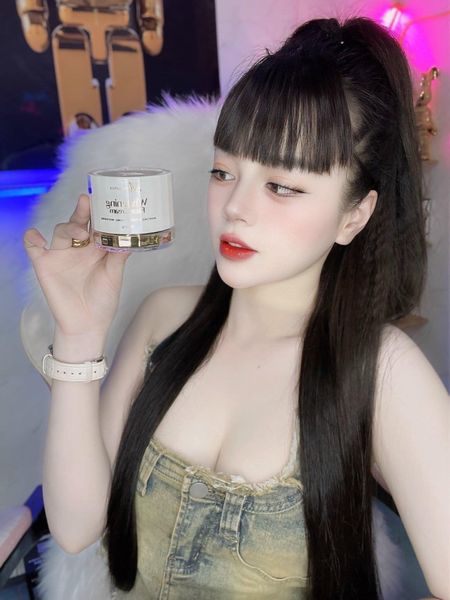 Kem Face pháp dưỡng da chống lão hoá trị mụn thâm nám tàn nhang 5 trong 1 Kem Face pháp dưỡng da chống lão hoá trị mụn thâm nám tàn nhang 5 trong 1