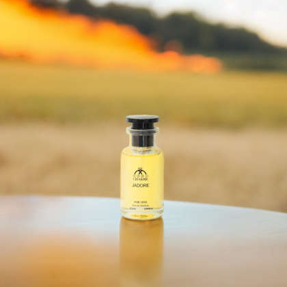 Hương nước hoa nữ GoodCharme Jadore là hình ảnh cô gái vừa dịu dàng vừa mạnh mẽ Hương nước hoa nữ GoodCharme Jadore là hình ảnh cô gái vừa dịu dàng vừa mạnh mẽ