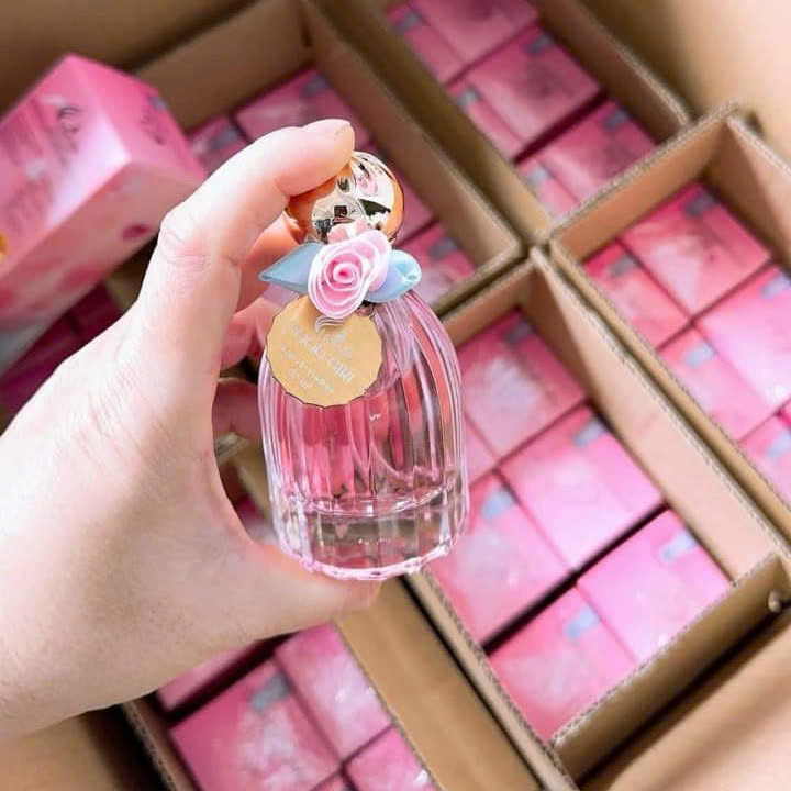 Nước Hoa Nữ Charme Good Girl 30ml được phái đẹp vô cùng yêu thích ngay từ khi ra mắt Nước Hoa Nữ Charme Good Girl 30ml được phái đẹp vô cùng yêu thích ngay từ khi ra mắt