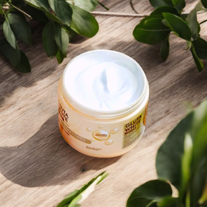 Kem Ủ Trắng Gluta White Thái Lan 600gr là sản phẩm chăm sóc da cao cấp, giúp làm trắng và dưỡng ẩm sâu cho làn da Kem Ủ Trắng Gluta White Thái Lan 600gr là sản phẩm chăm sóc da cao cấp, giúp làm trắng và dưỡng ẩm sâu cho làn da