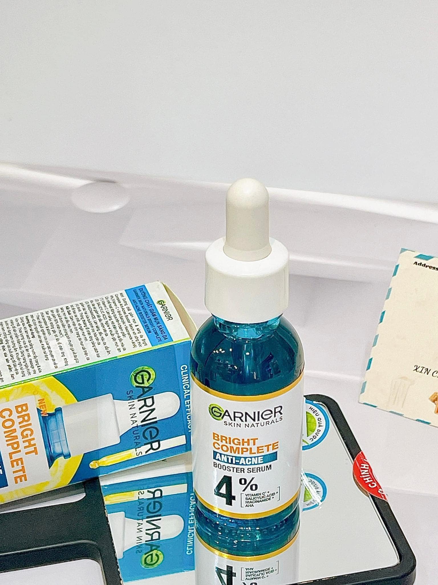 Dưỡng chất giảm mụn sáng da Garnier Skin Naturals Bright Complete Anti-acne Booster Serum 30ml Dưỡng chất giảm mụn sáng da Garnier Skin Naturals Bright Complete Anti-acne Booster Serum 30ml