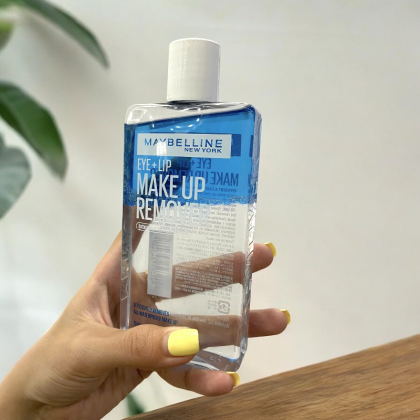 Nước Tẩy Trang Maybelline Eye & Lip Makeup Remover 150ml Nước Tẩy Trang Maybelline Eye & Lip Makeup Remover 150ml