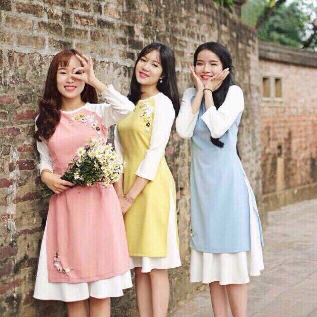 Áo dài cách tân nữ phối với quần gì là đẹp nhất?