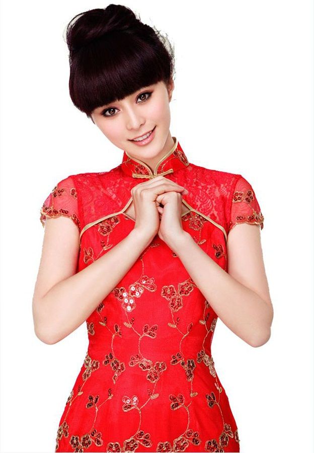 Các bạn muốn may mắn thì nên mặc gì ngày Tết 2021?