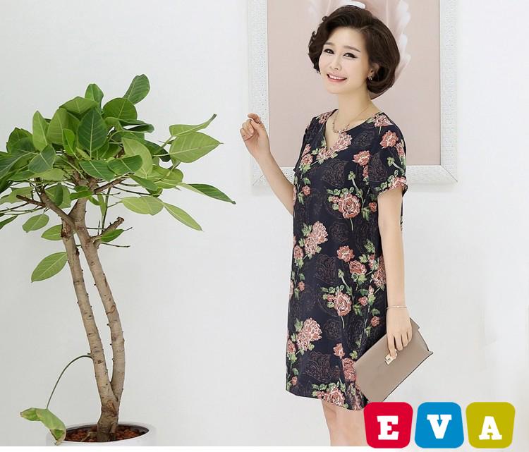 Chọn váy đầm trung niên sang trọng cho quý bà 2019