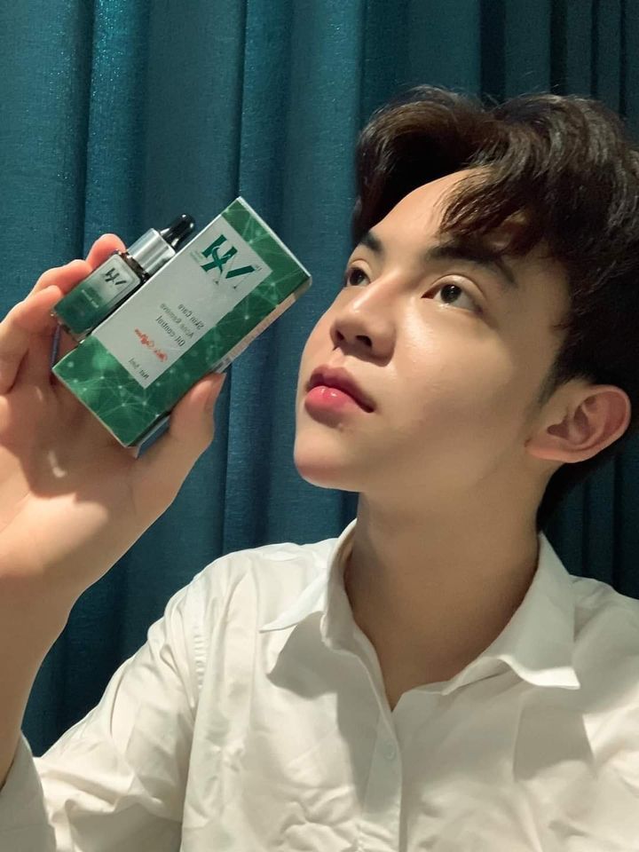 Điểm lại các nam thần nhà trị mụn quốc dân Dr.Mai Điểm lại các nam thần nhà trị mụn quốc dân Dr.Mai