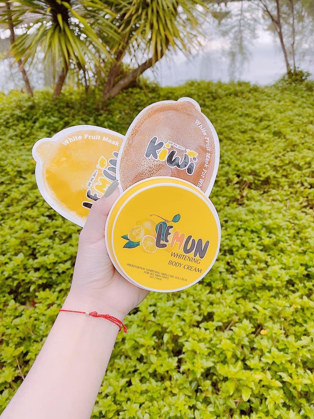 Lemon White Fruit Mask