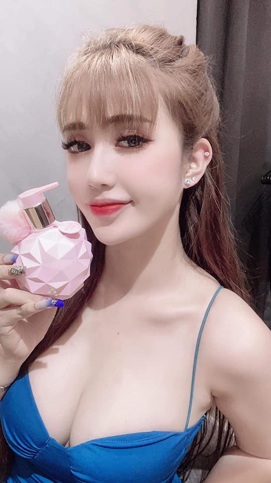 Rụng trứngg với e sữa tắm hương nước hoa Pinklady