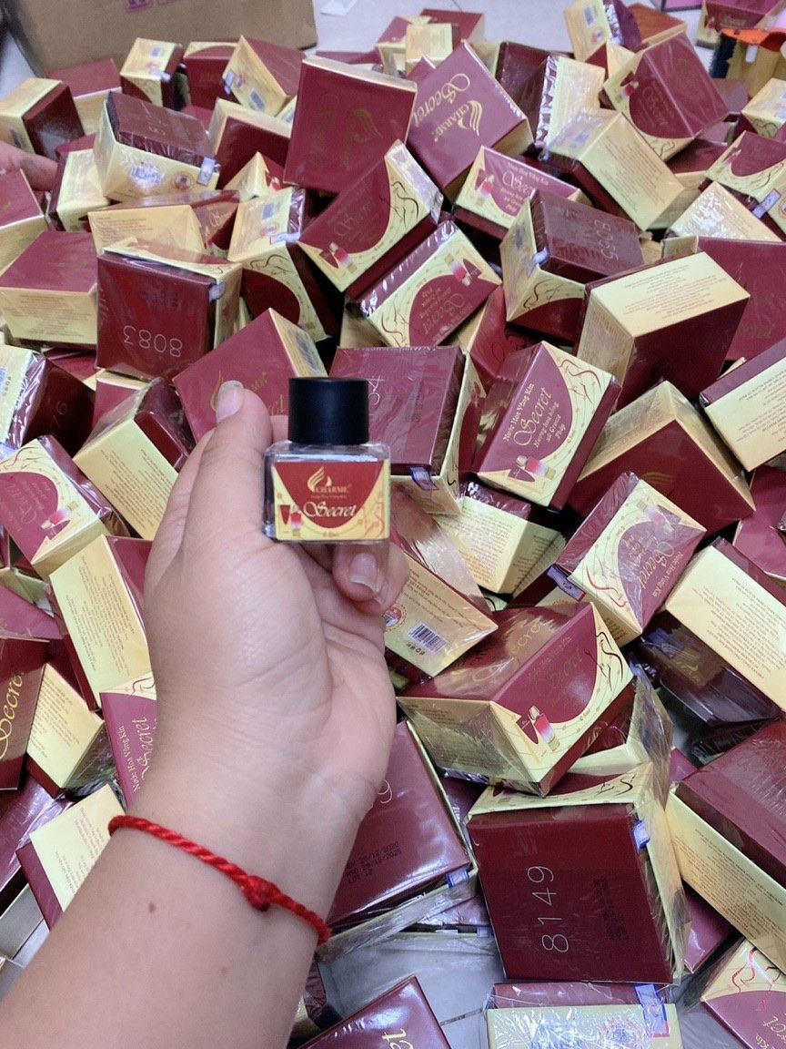 Nước hoa vùng kín Charme Secret Nước hoa vùng kín Charme Secret
