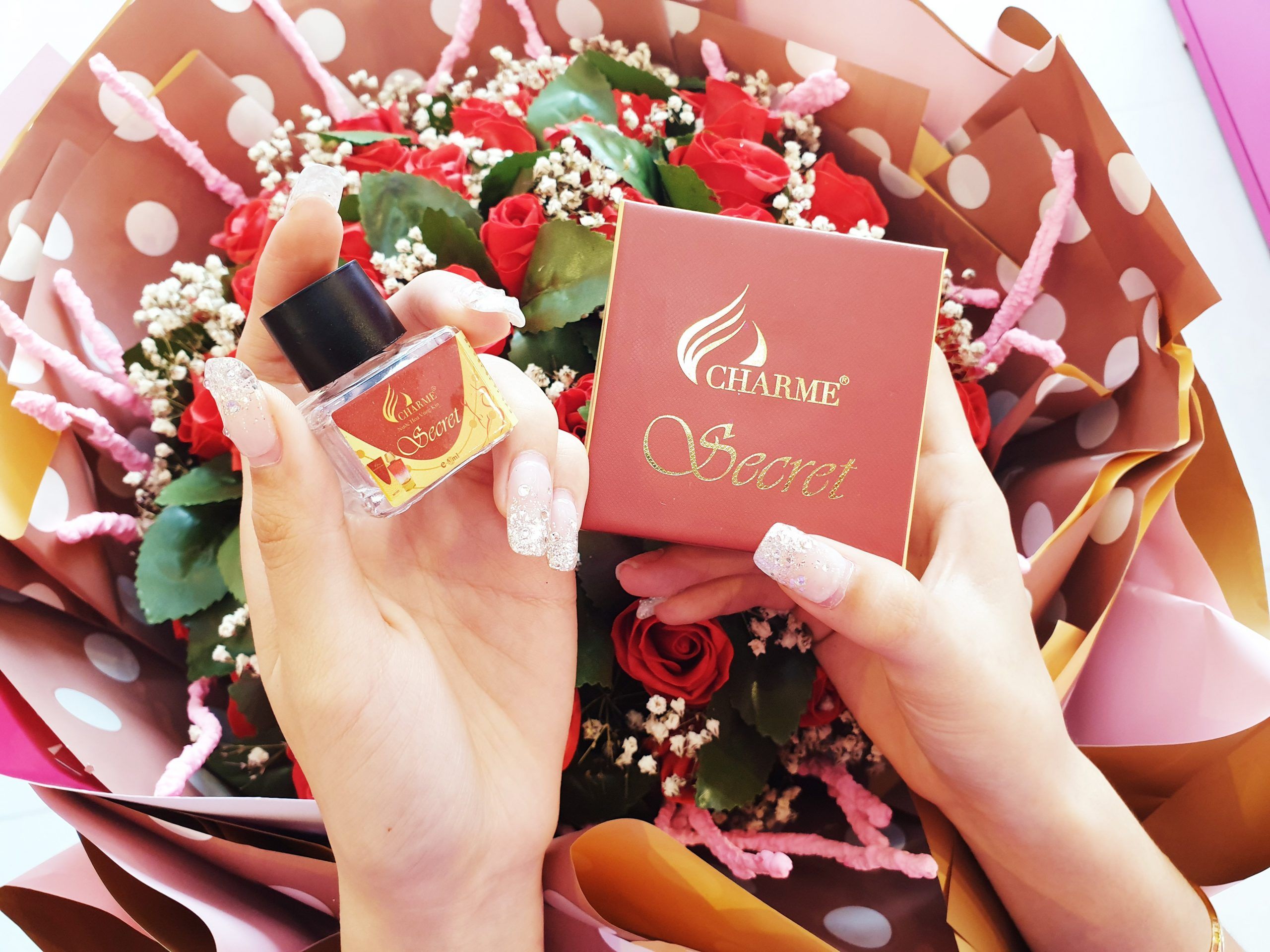 Nước hoa vùng kín Charme Secret Nước hoa vùng kín Charme Secret