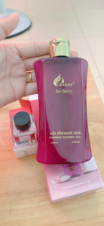 Sữa tắm Nước hoa Charme So Sexy 250ml Sữa tắm Nước hoa Charme So Sexy 250ml