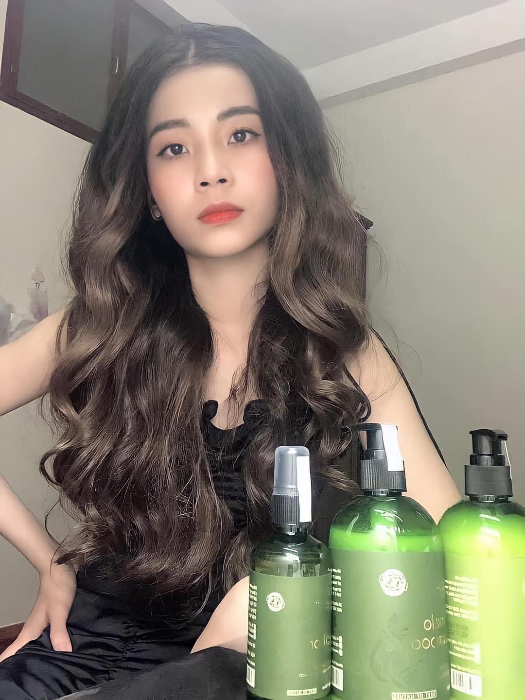 Vậy muốn có tóc đẹp thì dùng gì? Dùng ngay bộ 3 sản phẩm dưỡng tóc Vijully Vậy muốn có tóc đẹp thì dùng gì? Dùng ngay bộ 3 sản phẩm dưỡng tóc Vijully