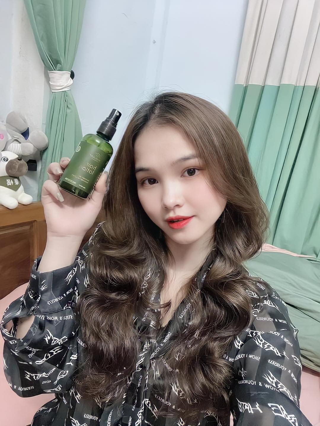 Chăm sóc tóc với tinh dầu bưởi Vi Jully Chăm sóc tóc với tinh dầu bưởi Vi Jully