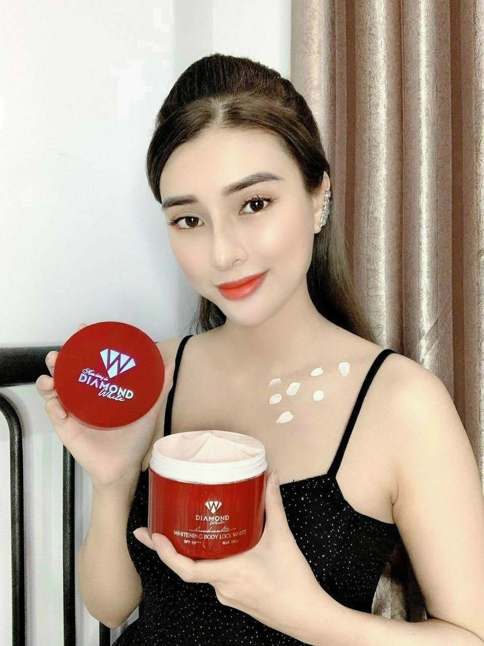 Kem Body Nano Phấn Tươi Diamond White Kem Body Nano Phấn Tươi Diamond White