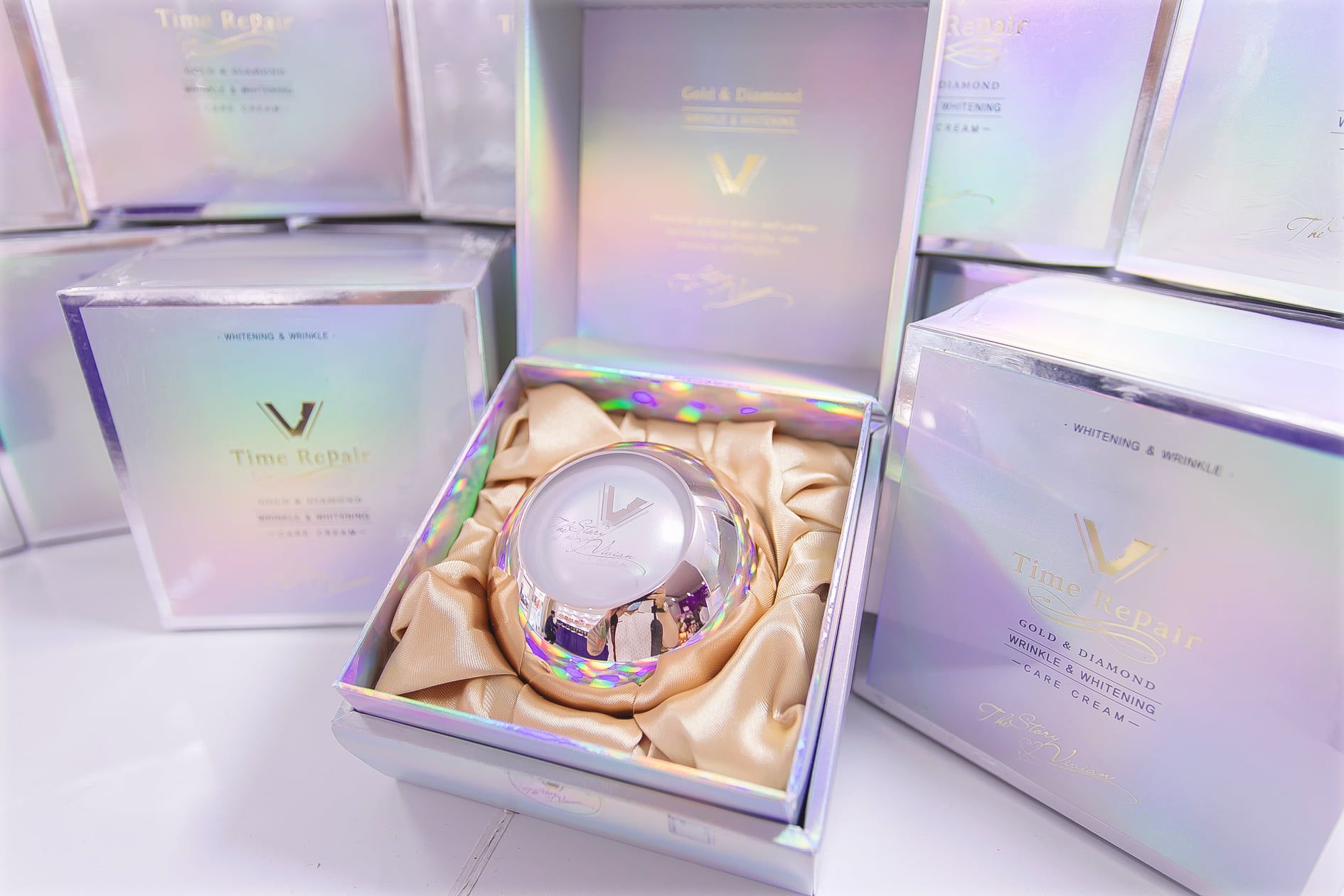 Kem face dưỡng trắng & cải thiện nếp nhăn The Story Vivian chính hãng Kem face dưỡng trắng & cải thiện nếp nhăn The Story Vivian chính hãng