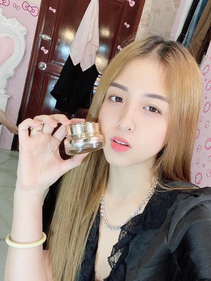 Kem face Collagen DNA Cá Hồi MeeA Organic Kem face Collagen DNA Cá Hồi MeeA Organic