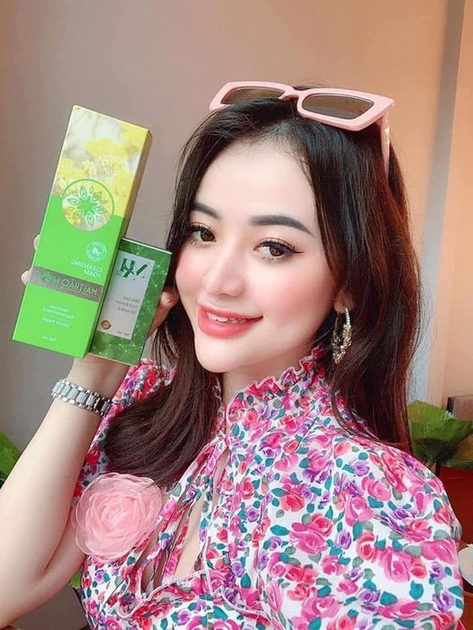 Combo sữa rữa mặt Mai thảo mộc và DR Mai diệt mụn Combo sữa rữa mặt Mai thảo mộc và DR Mai diệt mụn