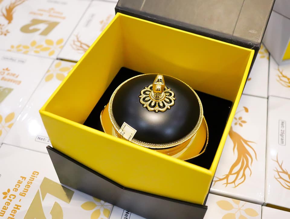 Kem tái tạo da thảo dược L2 hủ đen hàng chính hãng Kem tái tạo da thảo dược L2 hủ đen hàng chính hãng