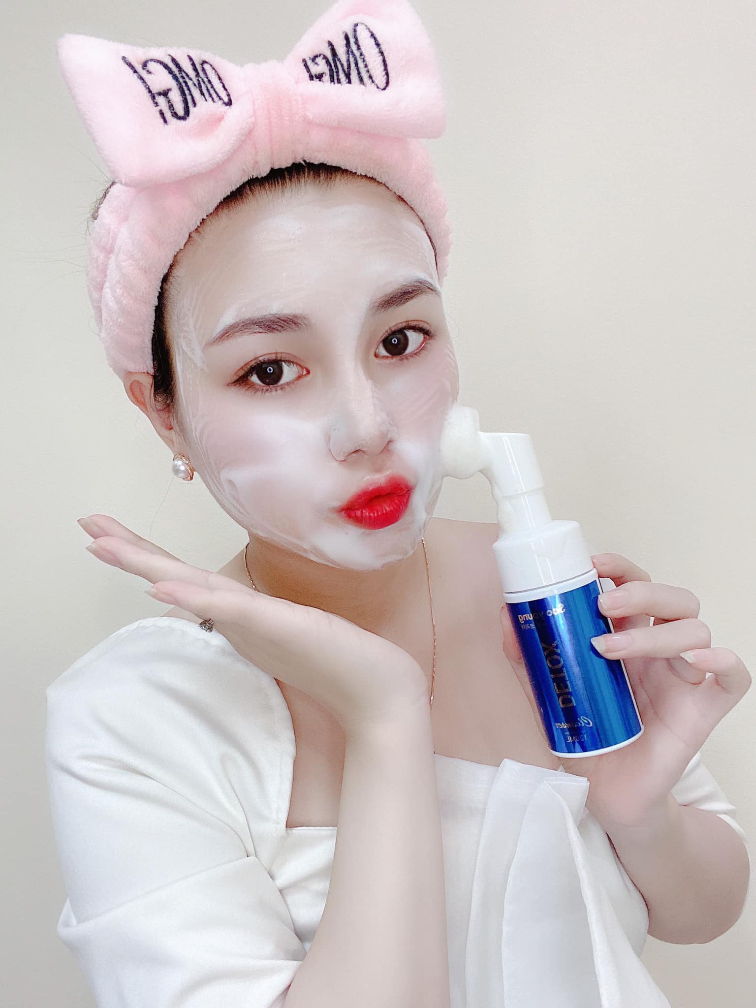 Sữa rửa mặt Detox Cleanser Soo Young có gì hot? Sữa rửa mặt Detox Cleanser Soo Young có gì hot?