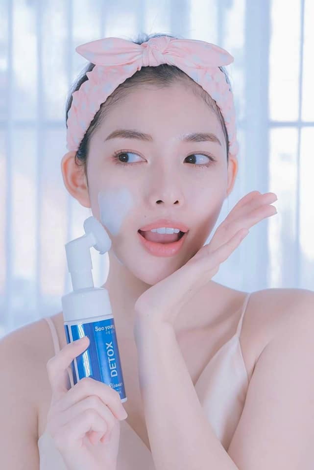 Sữa rửa mặt Detox Cleanser Soo Young có gì hot? Sữa rửa mặt Detox Cleanser Soo Young có gì hot?