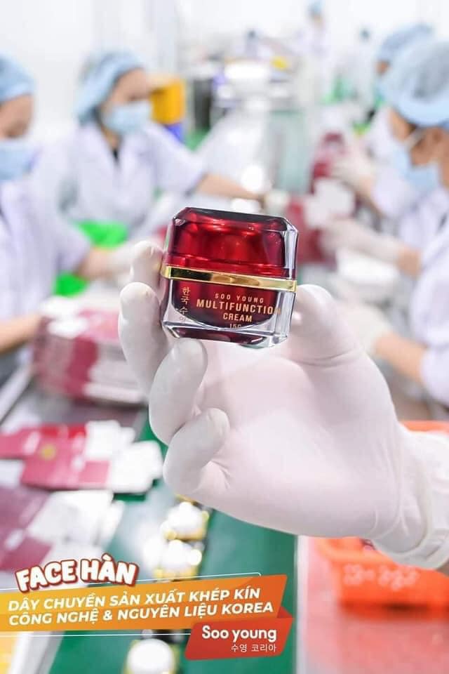 Kem face hàn giúp căng bóng chống lão hóa Soo Young Kem face hàn giúp căng bóng chống lão hóa Soo Young