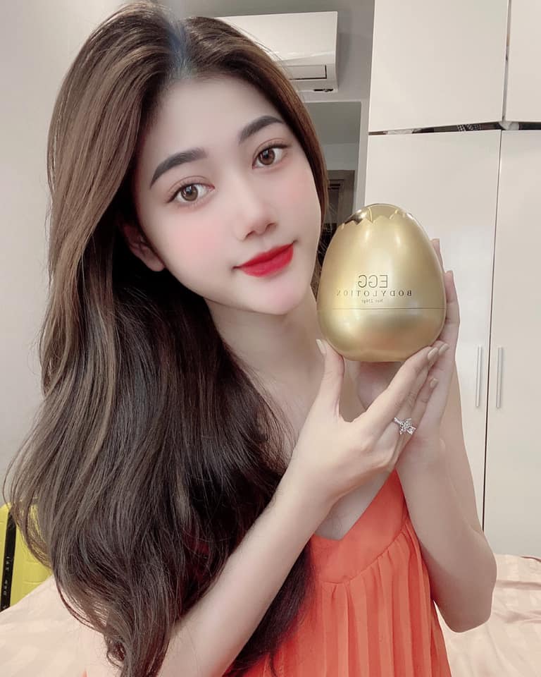 Kem body Trứng Vàng Queenis chính hãng Kem body Trứng Vàng Queenis chính hãng