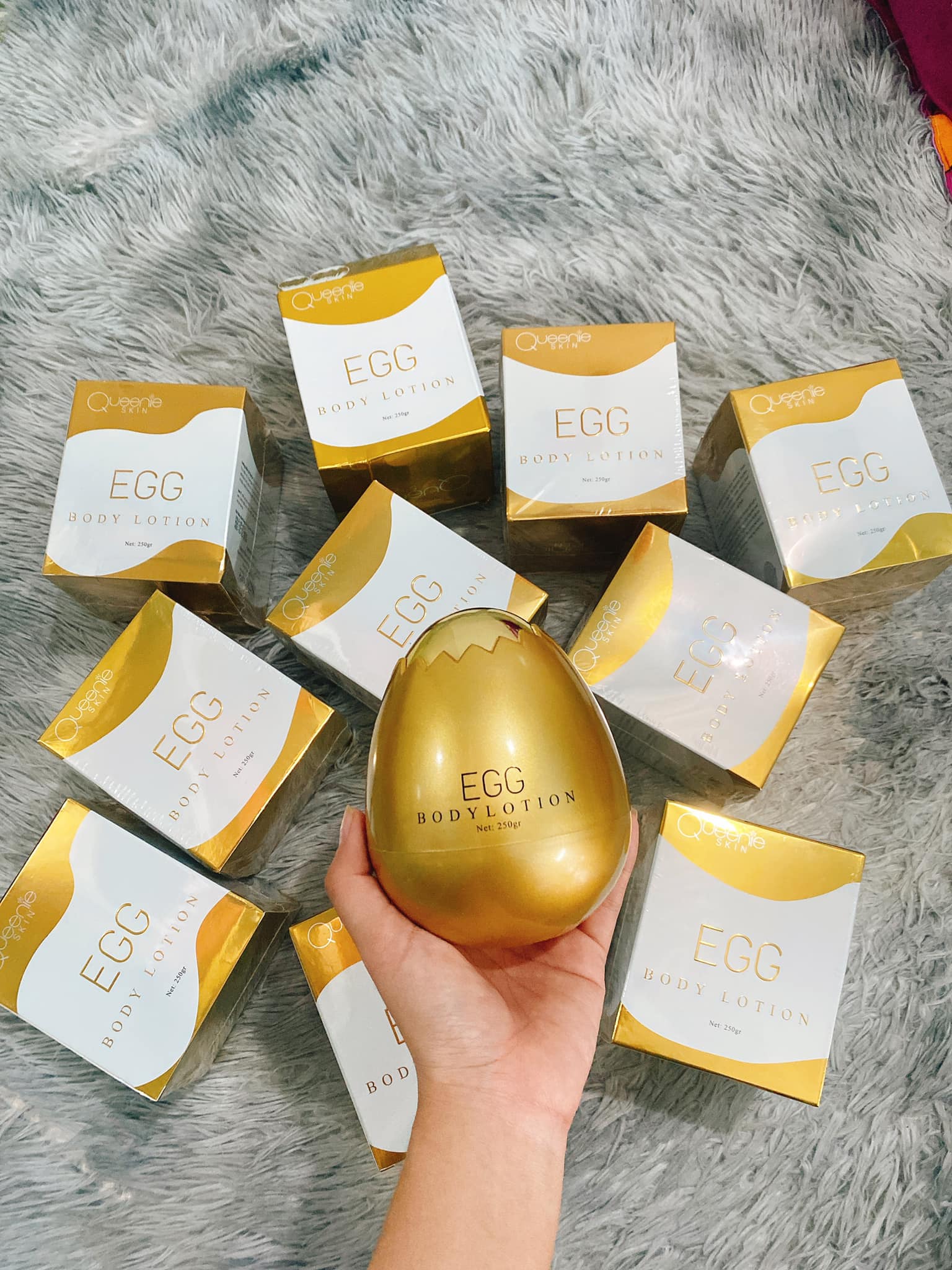 Kem body Trứng Vàng Queenis chính hãng Kem body Trứng Vàng Queenis chính hãng