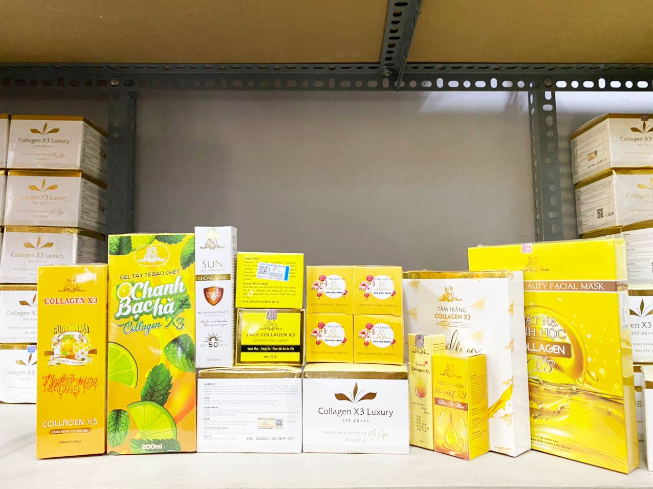 Trọn bộ sản phẩm công ty Mỹ phẩm Đông Anh chính hãng Trọn bộ sản phẩm công ty mỹ phẩm Đông Anh chính hãng