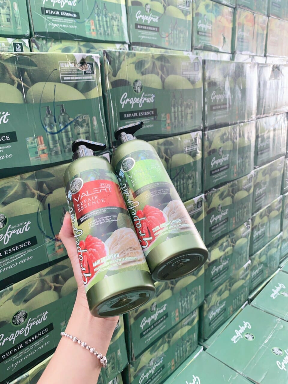 Combo dầu gội xả tinh chất bưởi Grapefruit Valert chính hãng Combo dầu gội xả tinh chất bưởi Grapefruit Valert chính hãng