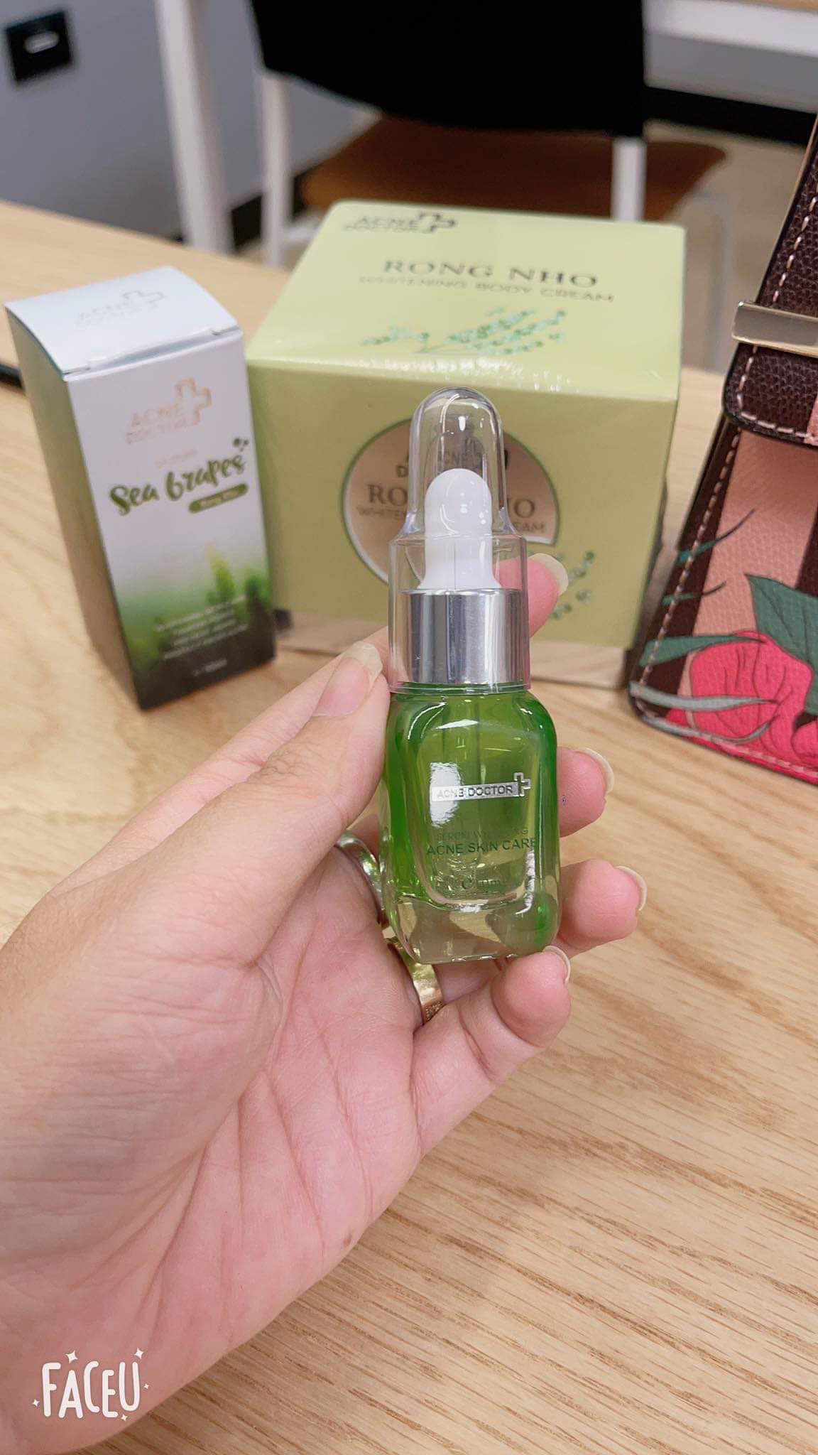 Serum trị mụn Sea Bzapes rong nho Acne Doctor chính hãng Serum trị mụn Sea Bzapes rong nho Acne Doctor chính hãng