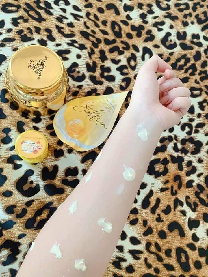 Kem Body Collagen X3 Luxury là sản phẩm đầu tiên mang trong mình thành phần Saffron Kem Body Collagen X3 Luxury là sản phẩm đầu tiên mang trong mình thành phần Saffron