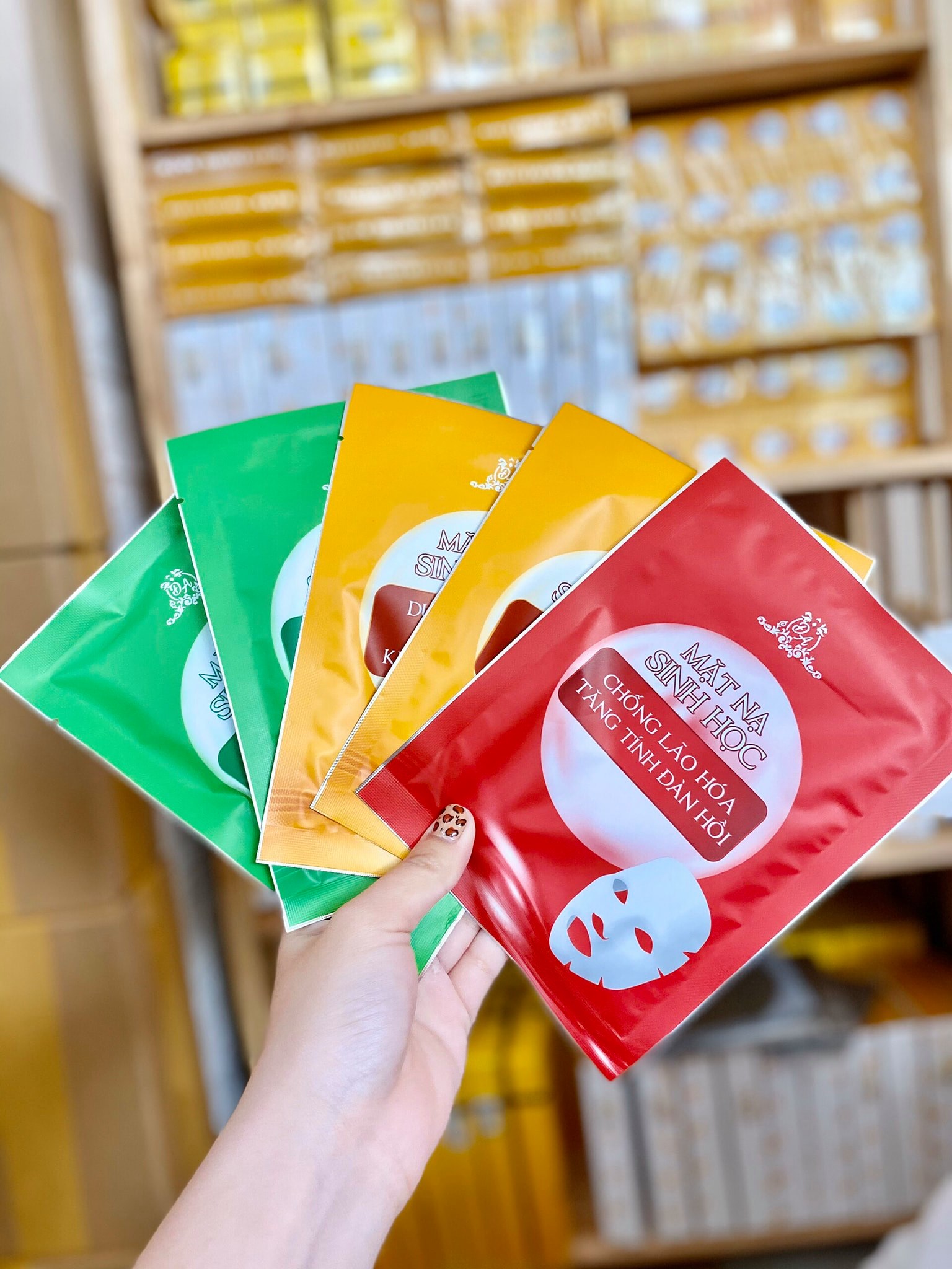 Mặt nạ sinh học Collagen x3 ôm khích mặt hấp thụ dưỡng chất gấp 20 lần Mặt nạ sinh học Collagen x3 ôm khích mặt hấp thụ dưỡng chất gấp 20 lần