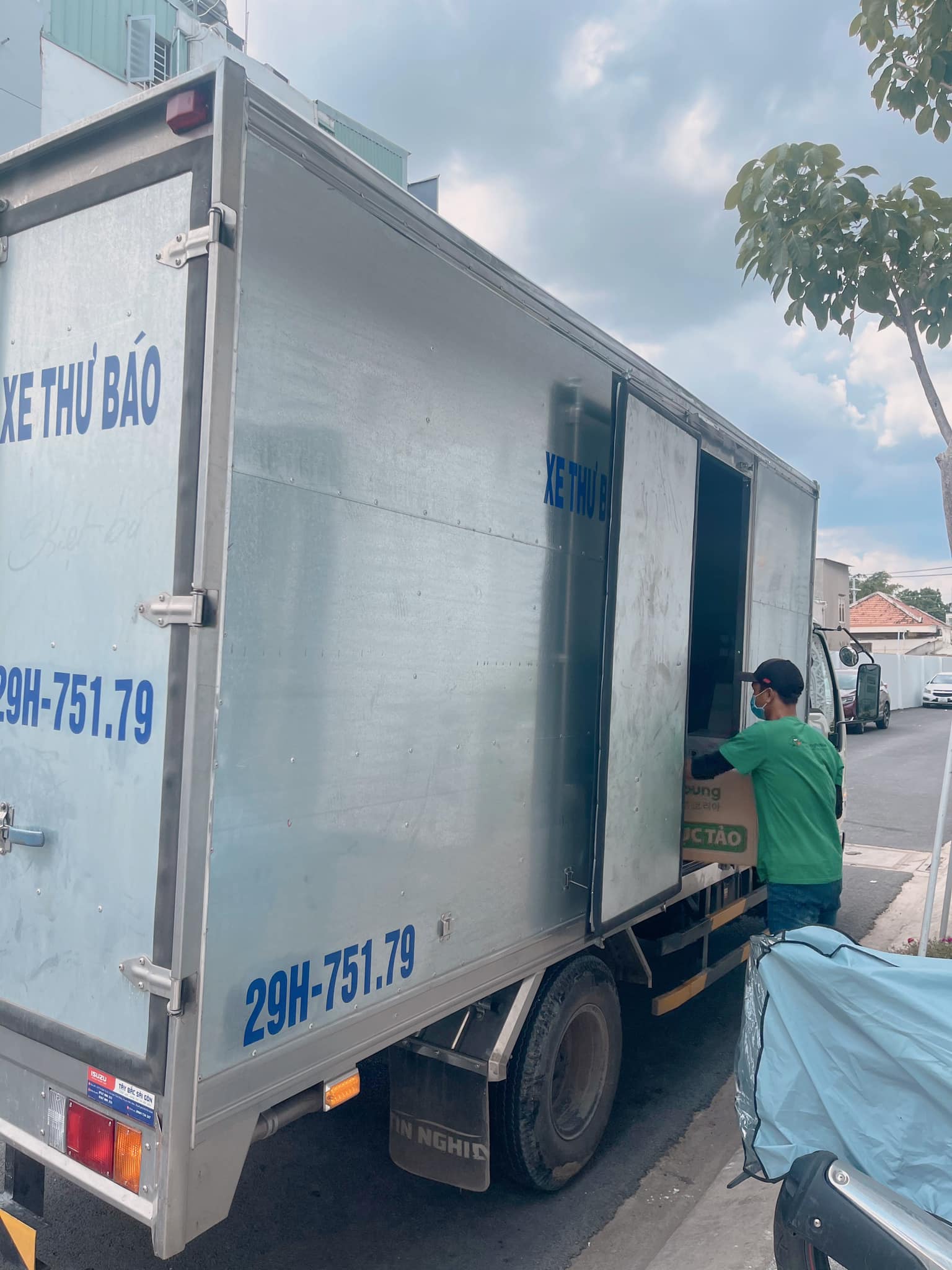 Kem body lục tảo Soo Young - kem dưỡng trắng số 1 thị trường Kem body lục tảo Soo Young - kem dưỡng trắng số 1 thị trường