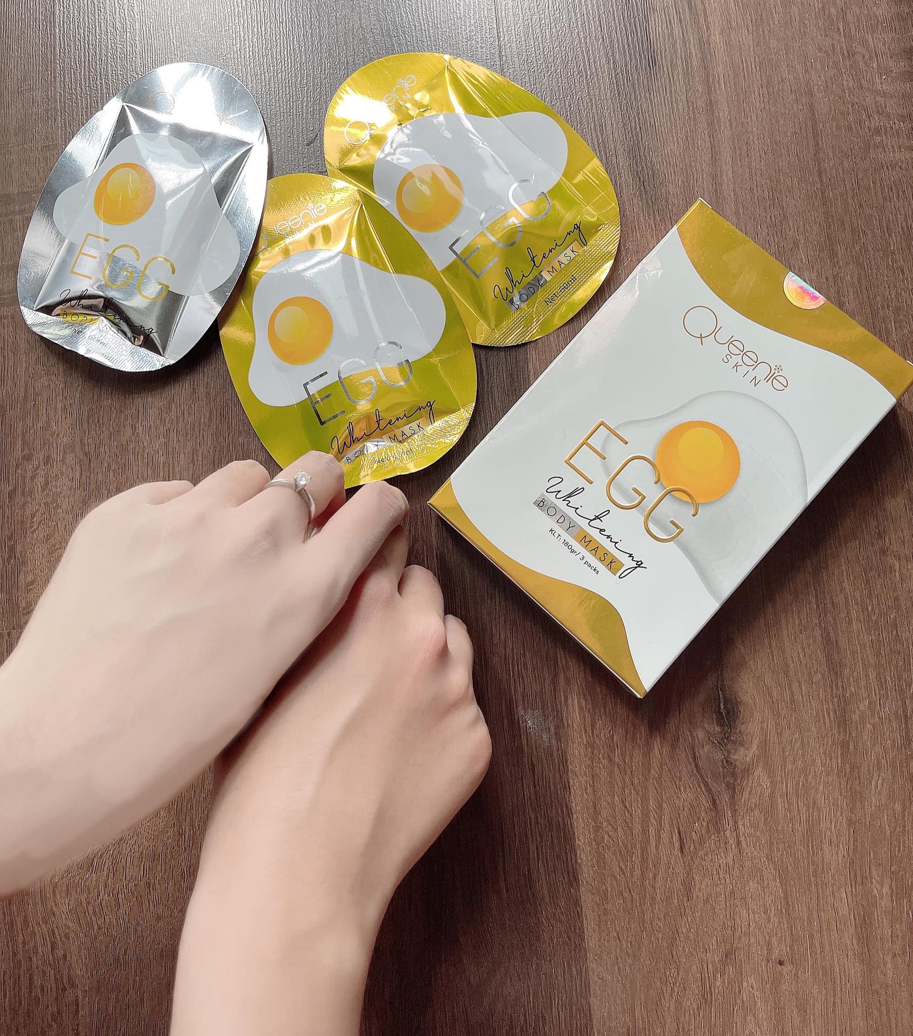 Tắm trắng trứng gà Queenie Skin chính hãng Tắm trắng trứng gà Queenie Skin chính hãng