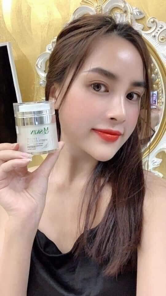 Chinh phục làn da căng bóng chuẩn hàn với serum căng bóng da nhân sâm MQ Skin Chinh phục làn da căng bóng chuẩn hàn với serum căng bóng da nhân sâm MQ Skin