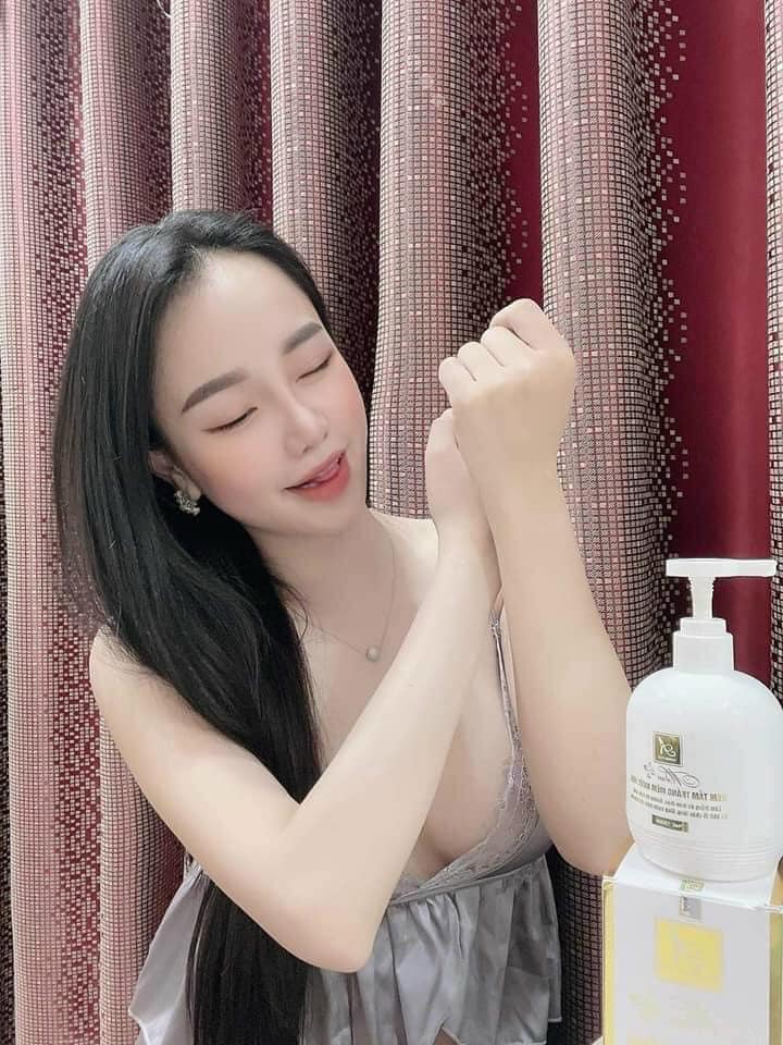 Nàng nào siêu lười nhưng vẫn muốn trắng thì tìm tắm trắng Phương Anh A COSMETICS nha Nàng nào siêu lười nhưng vẫn muốn trắng thì tìm tắm trắng Phương Anh A COSMETICS nha