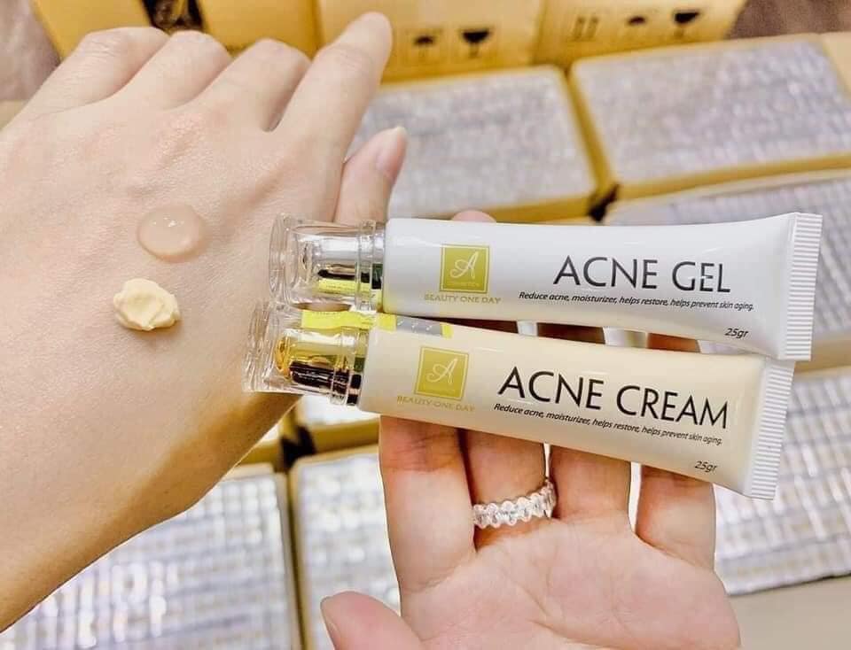 Bộ đôi GEL và CREAM Phương Anh cứu tinh của con gái mình 😝 Bộ đôi GEL và CREAM Phương Anh cứu tinh của con gái mình 😝