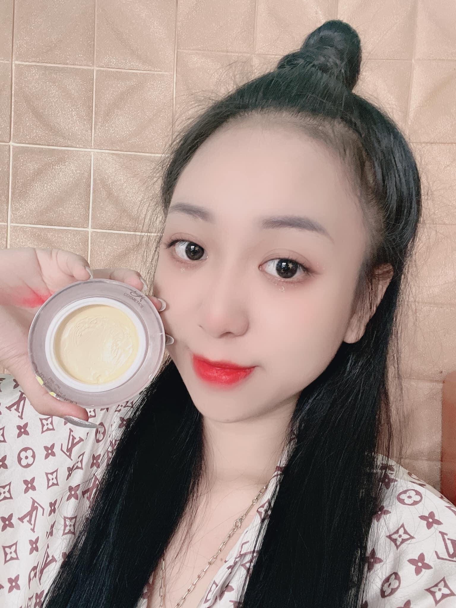Sử dụng kem face pháp A Cosmetics bí quyết để có làn da bóng mịn Sử dụng kem face pháp A Cosmetics bí quyết để có làn da bóng mịn