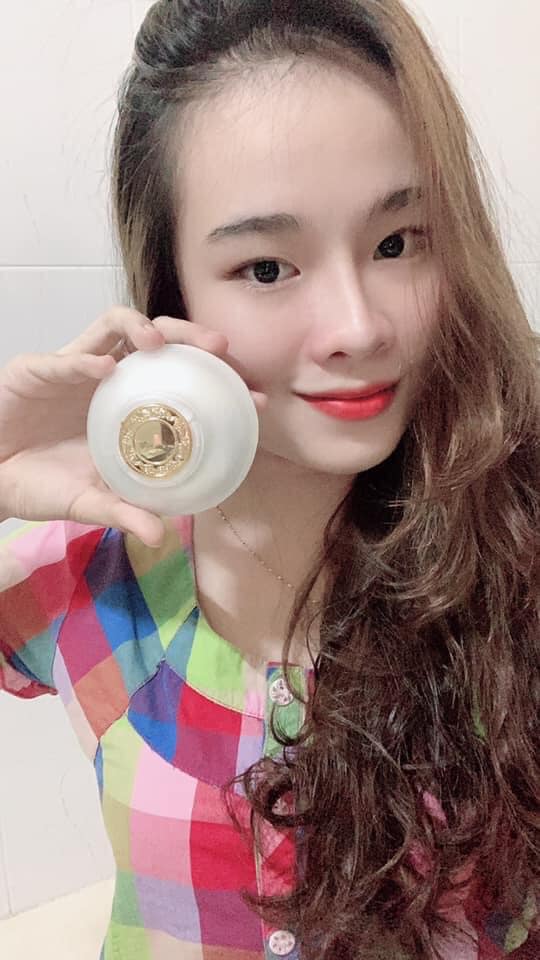 Sử dụng kem face pháp A Cosmetics bí quyết để có làn da bóng mịn Sử dụng kem face pháp A Cosmetics bí quyết để có làn da bóng mịn