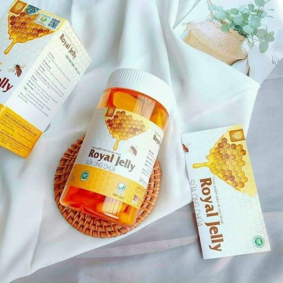 Nhan sắc thăng hạng - vạn người mê với viên sữa ong chúa Royal Jelly Schon Nhan sắc thăng hạng - vạn người mê với viên sữa ong chúa Royal Jelly Schon