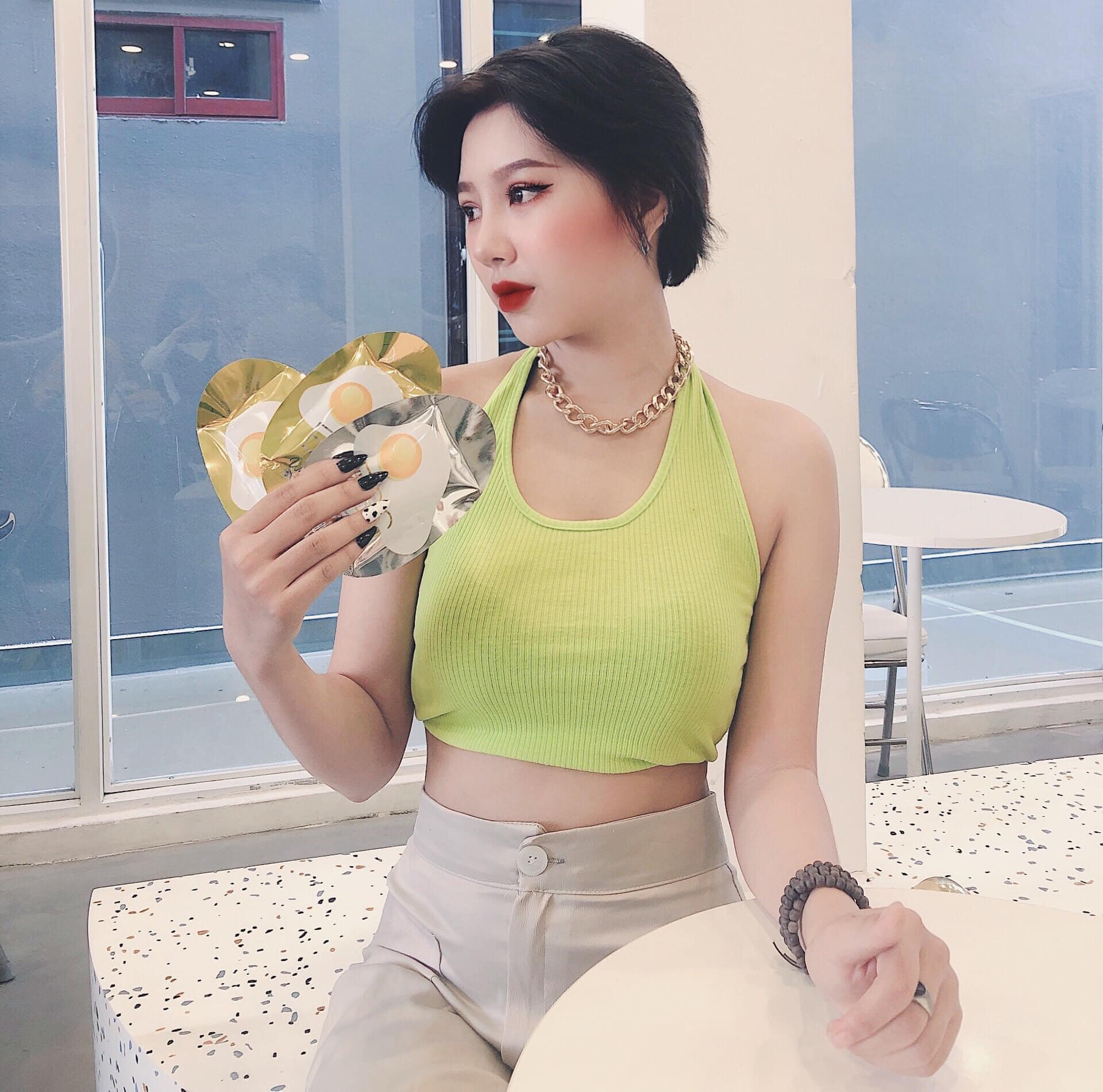 Bật tone ngay lần đầu sử dụng set tắm trắng trứng QUEENIE SKIN