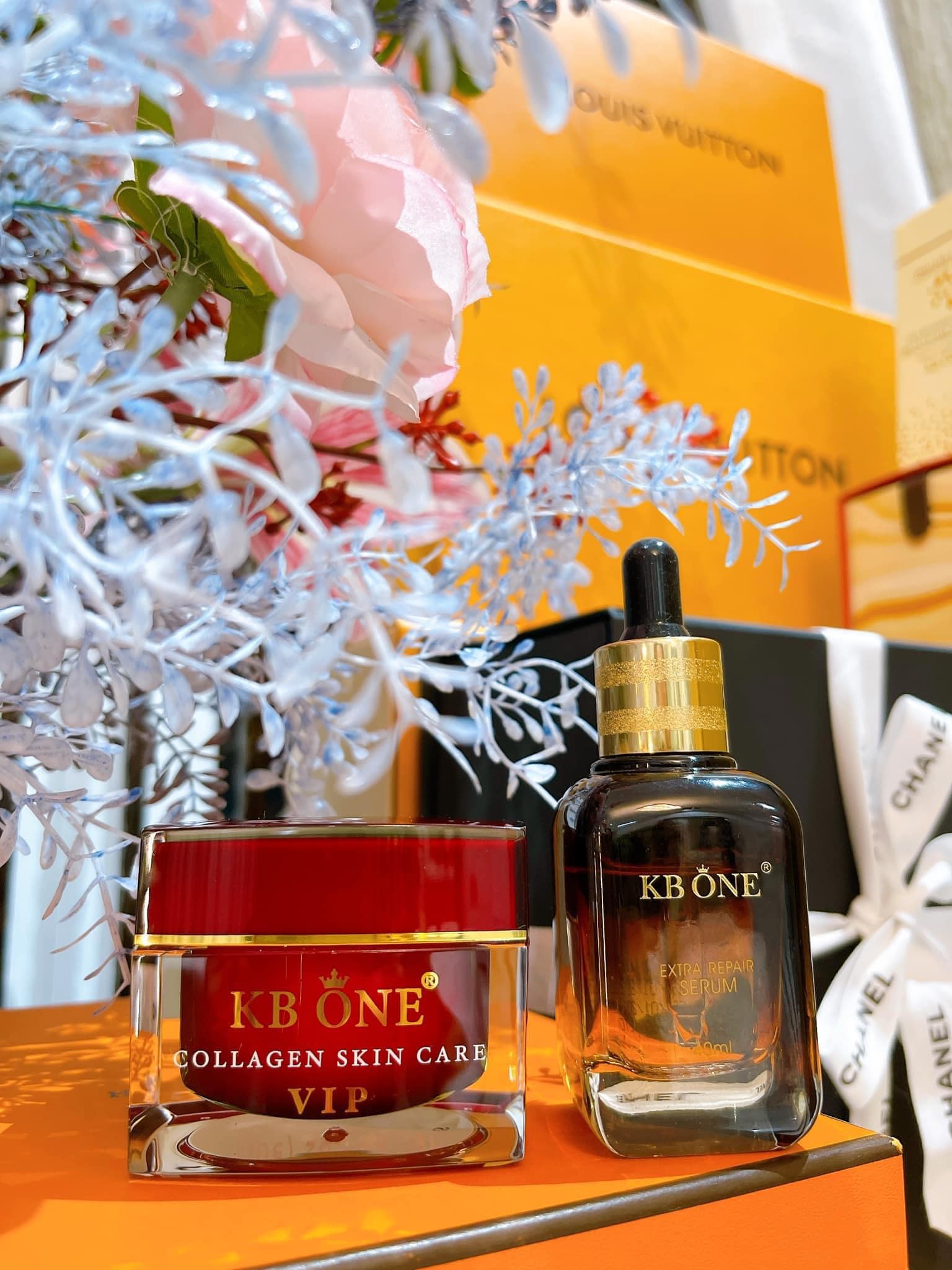 Combo Kem Face Vip Đỏ Lớn Và Serum Kb One dưỡng da khỏe đẹp Combo Kem Face Vip Đỏ Lớn Và Serum Kb One dưỡng da khỏe đẹp