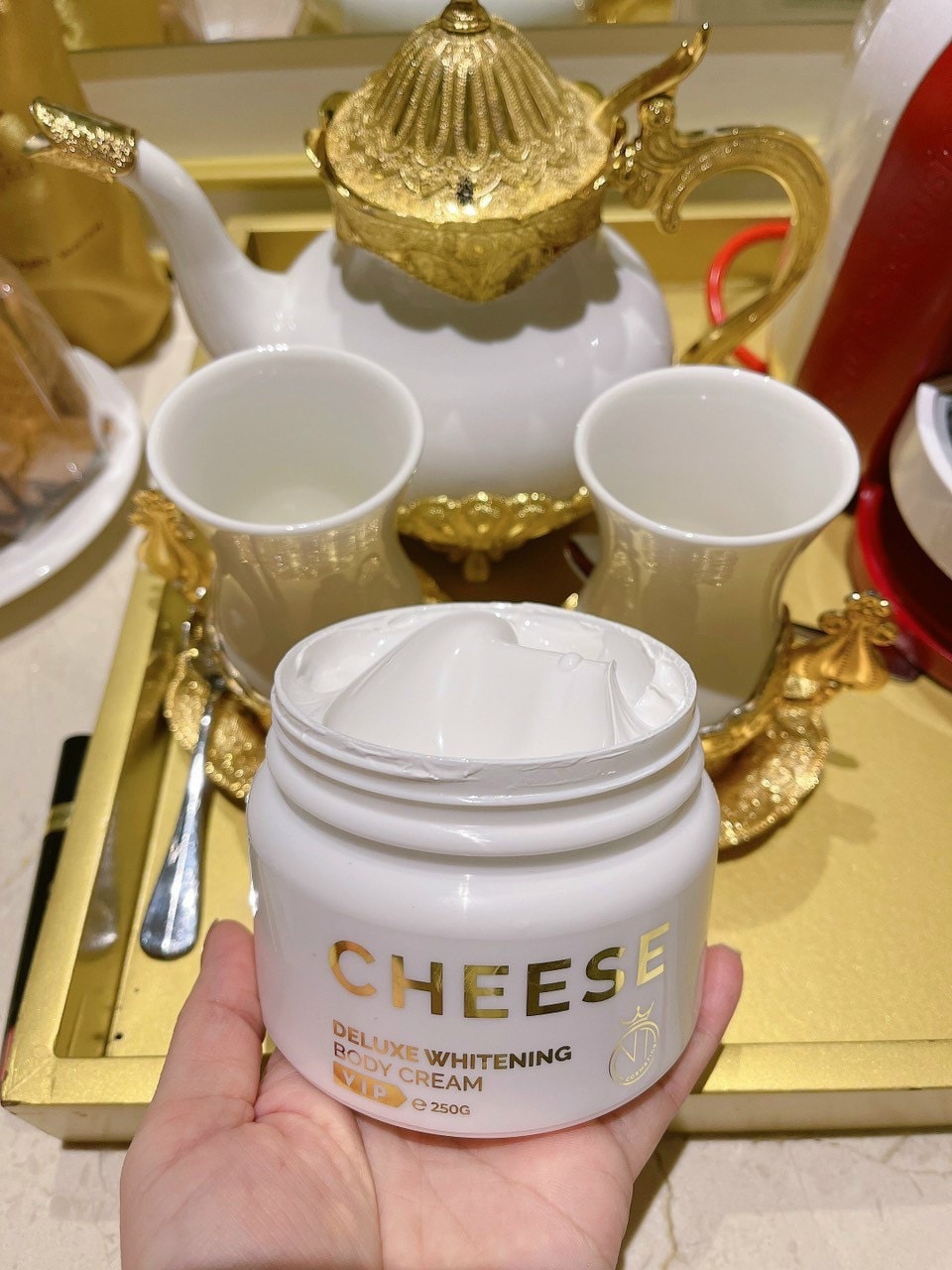 Dùng kem body Cheese nhà NT Cosmetics bí quyết da xinh xứng đáng có 10 người yêu Dùng kem body Cheese nhà NT Cosmetics bí quyết da xinh xứng đáng có 10 người yêu