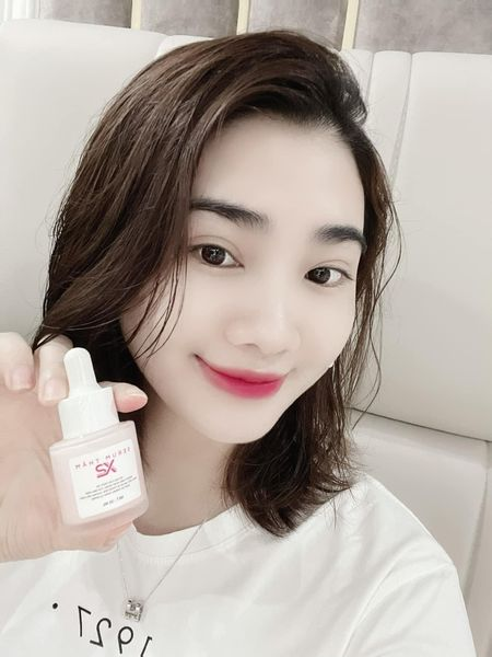 Giải cứu “bàn toạ” thâm đen, sần sùi vơi serum thâm x2 Huyền Phi Cosmetics Giải cứu “bàn toạ” thâm đen, sần sùi vơi serum thâm x2 Huyền Phi Cosmetics