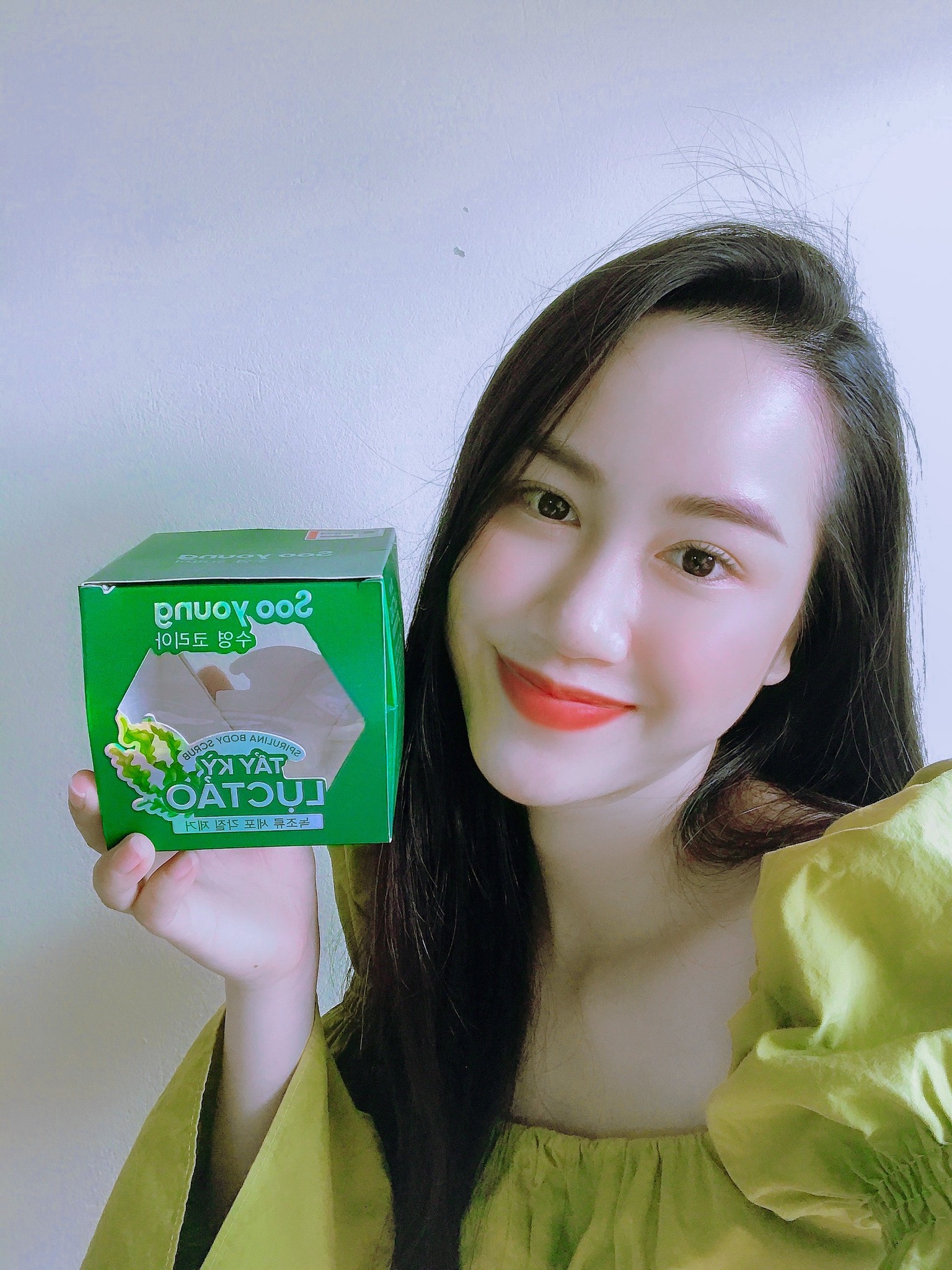 Đã dưỡng da thì không thể thiếu bước tẩy tế bào chết lục tảo Soo Young nha mấy chị Đã dưỡng da thì không thể thiếu bước tẩy tế bào chết lục tảo Soo Young nha mấy chị