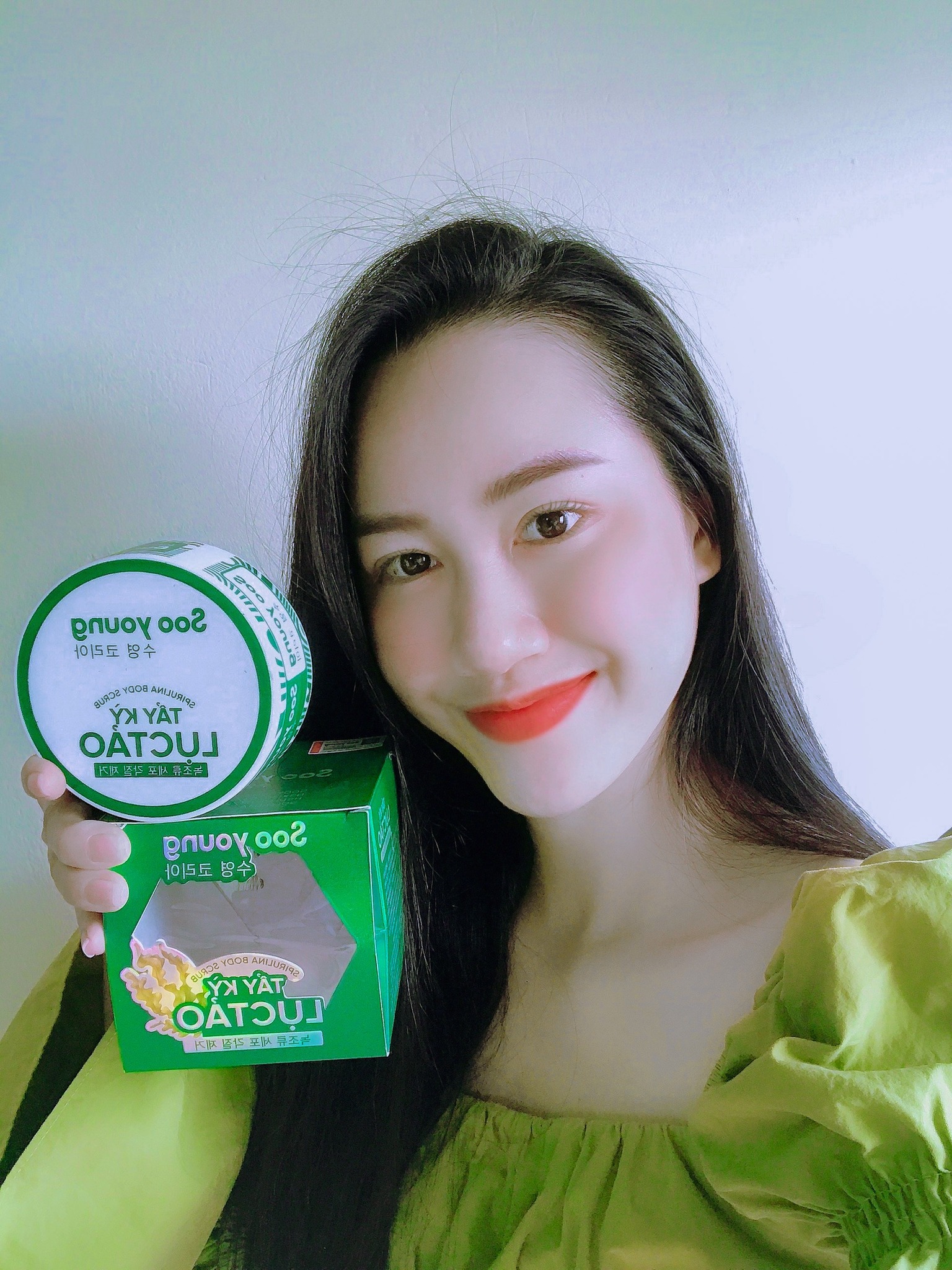 Đã dưỡng da thì không thể thiếu bước tẩy tế bào chết lục tảo Soo Young nha mấy chị Đã dưỡng da thì không thể thiếu bước tẩy tế bào chết lục tảo Soo Young nha mấy chị