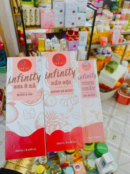 Dầu Gội Gừng Sả Bưởi Tuệ Vi Infinity giúp tóc chắc khỏe Dầu Gội Gừng Sả Bưởi Tuệ Vi Infinity giúp tóc chắc khỏe
