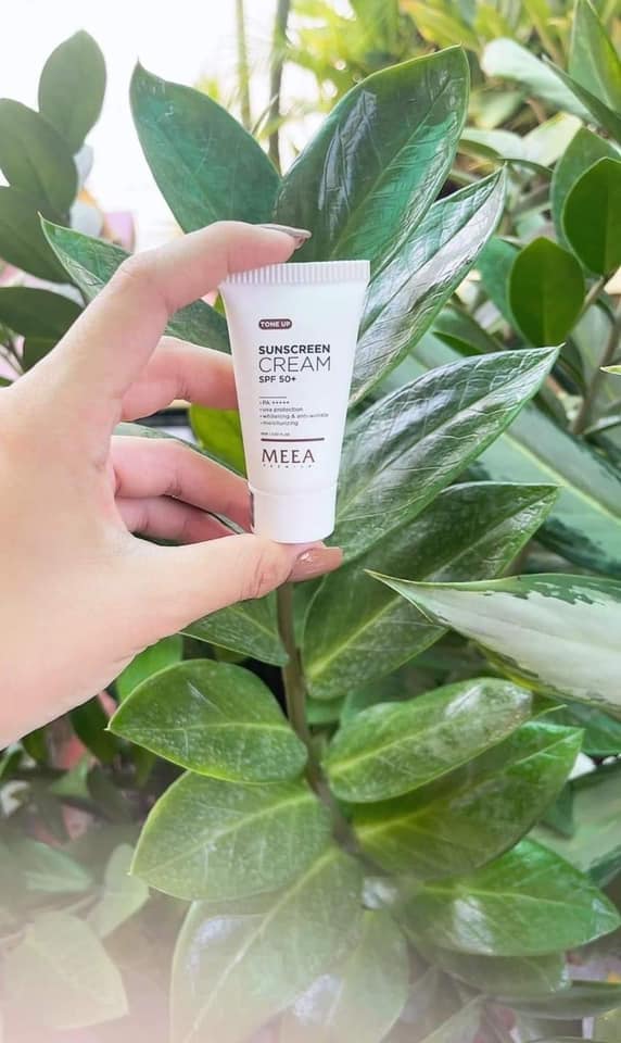 Đi Nắng Nhưng Da Vẫn Trắng Xinh Với Kem Chống Nắng Mini Meea Organic Đi Nắng Nhưng Da Vẫn Trắng Xinh Với Kem Chống Nắng Mini Meea Organic